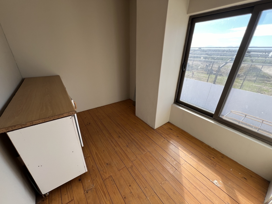 To Let commercial Property for Rent in Fisantekraal Western Cape